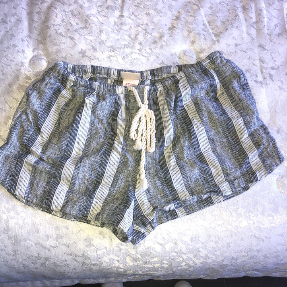 Women’s Mossimo Shorts. Small / Medium.